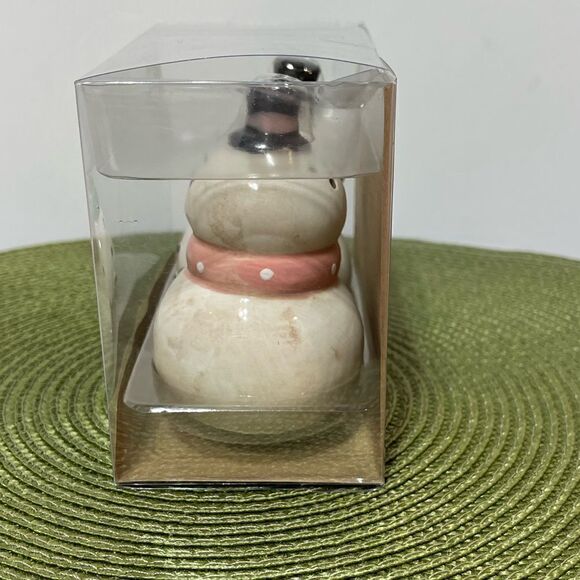 Johanna Parker Snowman Salt & Pepper Shakers NWT - Picture 6 of 7
